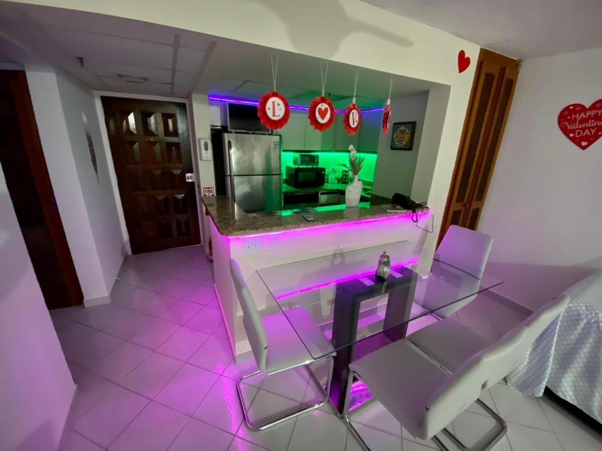 Private Apartment At Mare St Clair Hotel San Juan Luaran gambar