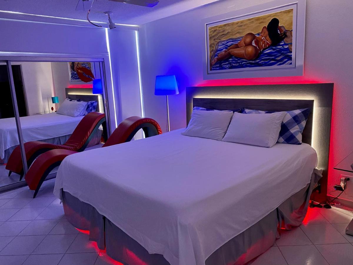 Private Apartment At Mare St Clair Hotel San Juan Luaran gambar