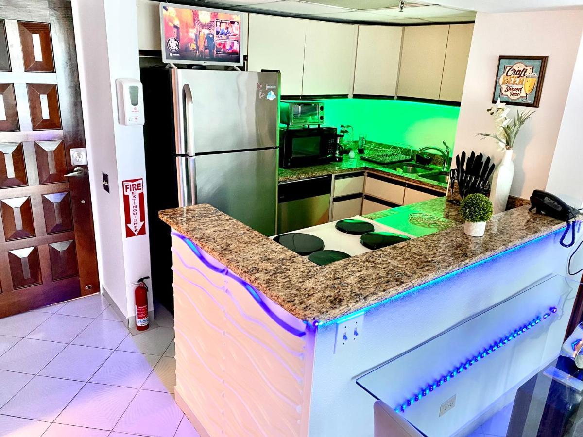 Private Apartment At Mare St Clair Hotel San Juan Luaran gambar